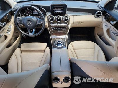 Zdjęcie 8 z 12 samochodu: 2017 MERCEDES-BENZ C 300 VIN:55SWF4JB6HU219637 - miniatura