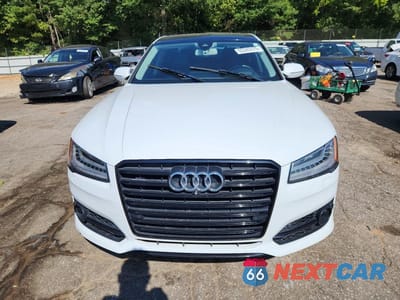 Piąte zdjęcie samochodu w środku: 2017 AUDI A8 L QUATTRO VIN:WAU43AFD5HN021107 - miniatura