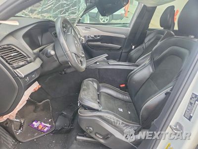 Zdjęcie 7 z 13 samochodu: 2016 VOLVO XC90 T6 VIN:YV4A22PM0G1030037 - miniatura