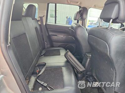 Zdjęcie 10 z 12 samochodu: 2016 JEEP COMPASS LATITUDE VIN:1C4NJCEA8GD633063 - miniatura