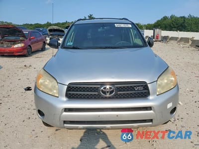 Piąte zdjęcie samochodu w środku: 2008 TOYOTA RAV4 BASE VIN:JTMBK33VX86043765 - miniatura