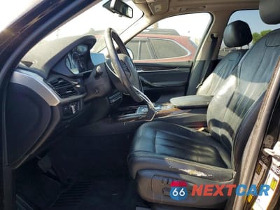 Zdjęcie 7 z 13 samochodu: 2014 BMW X5 SDRIVE35I VIN:5UXKR2C57E0H33933 - miniatura