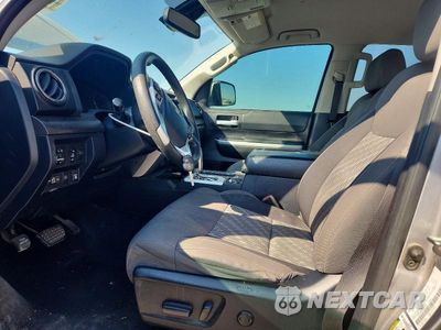 Zdjęcie 7 z 12 samochodu: 2020 TOYOTA TUNDRA CREWMAX SR5 VIN:5TFEY5F14LX267293 - miniatura