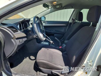 Zdjęcie 7 z 13 samochodu: 2015 MITSUBISHI LANCER SE VIN:JA32V2FW5FU005888 - miniatura