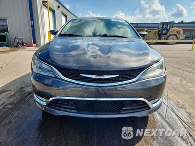 Piąte zdjęcie samochodu w środku: 2015 CHRYSLER 200 C VIN:1C3CCCCG9FN510023 - miniatura