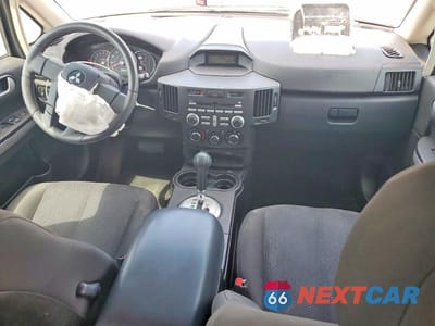 Zdjęcie 8 z 13 samochodu: 2011 MITSUBISHI ENDEAVOR LS VIN:4A4JN2AS0BE011645 - miniatura
