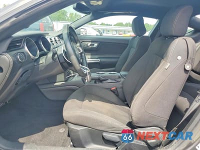 Zdjęcie 7 z 12 samochodu: 2019 FORD MUSTANG VIN:1FA6P8THXK5160792 - miniatura