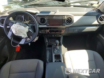 Zdjęcie 8 z 13 samochodu: 2023 TOYOTA TACOMA SR5 V6 VIN:3TYCZ5ANXPT148209 - miniatura