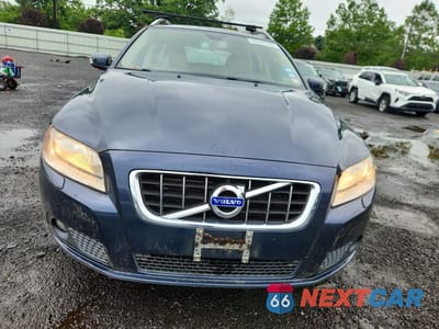 Piąte zdjęcie samochodu w środku: 2010 VOLVO V70 3.2 VIN:YV1982BW9A1134038 - miniatura