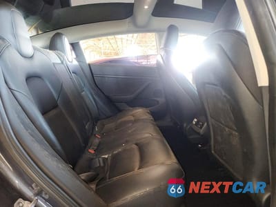 Zdjęcie 10 z 12 samochodu: 2023 TESLA MODEL 3 VIN:5YJ3E1EA3PF613456 - miniatura