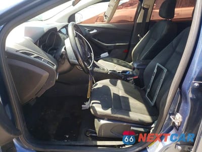 Zdjęcie 7 z 12 samochodu: 2018 FORD FOCUS SEL VIN:1FADP3H22JL204941 - miniatura