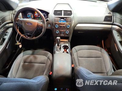 Zdjęcie 8 z 13 samochodu: 2018 FORD EXPLORER XLT VIN:1FM5K8DH9JGB38445 - miniatura