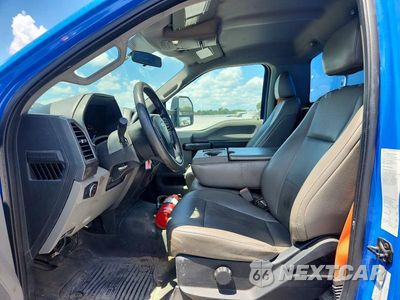Zdjęcie 7 z 11 samochodu: 2019 FORD F450 SUPER DUTY VIN:1FDUF4GY4KEE76532 - miniatura