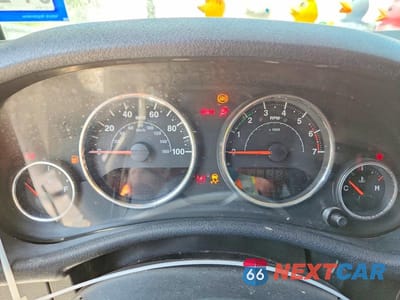 Zdjęcie 9 z 13 samochodu: 2011 JEEP WRANGLER UNLIMITED SPORT VIN:1J4HA3H16BL575102 - miniatura