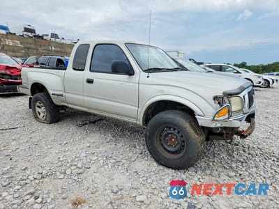 Czwarte zdjęcie samochodu z boku: 2003 TOYOTA TACOMA PRERUNNER V6 VIN:5TESN92N63Z290465 - miniatura