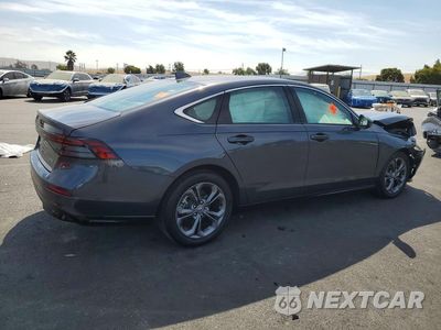 Trzecie zdjęcie samochodu z tyłu: 2025 HONDA ACCORD HYBRID EXL VIN:1HGCY2F67SA081929 - miniatura