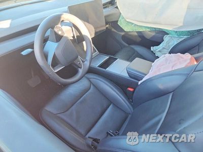Zdjęcie 7 z 12 samochodu: 2026 TESLA MODEL Y VIN:7SAYGDED7TA436402 - miniatura