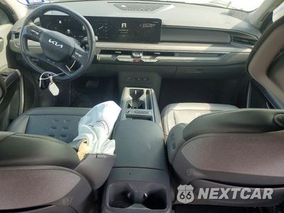 Zdjęcie 8 z 13 samochodu: 2024 KIA EV9 WIND VIN:KNDAFFS5XR6024069 - miniatura
