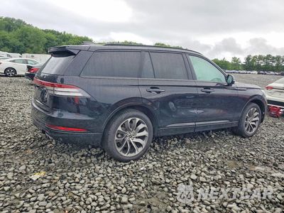 Trzecie zdjęcie samochodu z tyłu: 2025 LINCOLN AVIATOR VIN:5LM5J6XCXSGL24999 - miniatura
