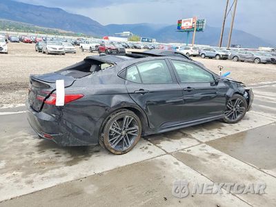 Trzecie zdjęcie samochodu z tyłu: 2025 TOYOTA CAMRY XSE VIN:4T1DAACK8SU127751 - miniatura