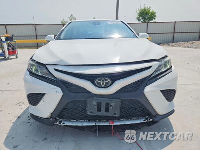 Piąte zdjęcie samochodu w środku: 2020 TOYOTA CAMRY SE VIN:4T1M11AK8LU388849 - miniatura