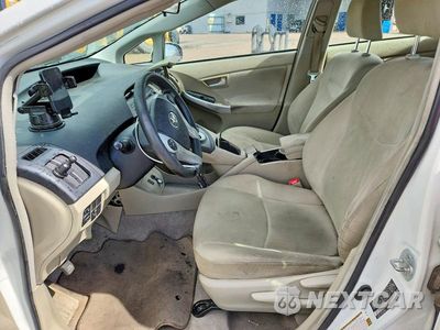 Zdjęcie 7 z 12 samochodu: 2010 TOYOTA PRIUS III VIN:JTDKN3DUXA0047028 - miniatura