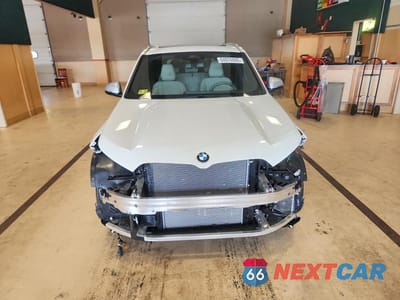 Piąte zdjęcie samochodu w środku: 2023 BMW X1 XDRIVE28I VIN:WBX73EF08P5X81165 - miniatura