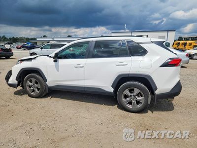 Drugie zdjęcie samochodu z przodu: 2024 TOYOTA RAV4 XLE VIN:2T3W1RFV5RC286064 - miniatura