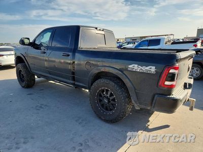 Trzecie zdjęcie samochodu z tyłu: 2020 RAM 2500 LIMITED VIN:3C6UR5SL2LG217634 - miniatura