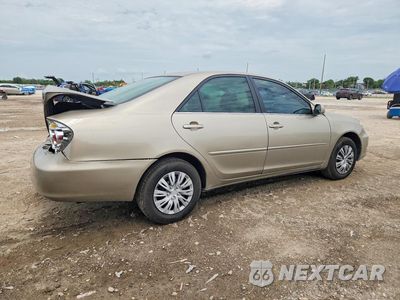 Trzecie zdjęcie samochodu z tyłu: 2005 TOYOTA CAMRY LE VIN:4T1BE32K75U073629 - miniatura