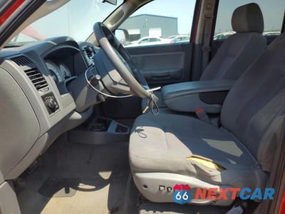 Zdjęcie 7 z 12 samochodu: 2006 DODGE DAKOTA QUAD SLT VIN:1D7HE48N26S618077 - miniatura