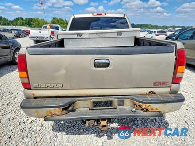 Zdjęcie 6 z 12 samochodu: 2003 GMC SIERRA K1500 HEAVY DUTY VIN:1GTGK13U83F158570 - miniatura