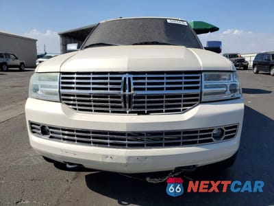 Piąte zdjęcie samochodu w środku: 2008 LINCOLN NAVIGATOR VIN:5LMFU27538LJ05534 - miniatura