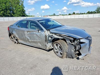 Czwarte zdjęcie samochodu z boku: 2017 LEXUS IS 200T VIN:JTHBA1D28H5057356 - miniatura