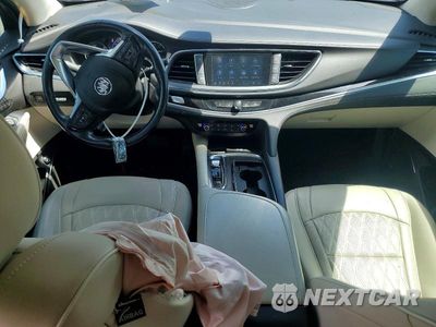 Zdjęcie 8 z 12 samochodu: 2022 BUICK ENCLAVE AVENIR VIN:5GAERDKW0NJ181401 - miniatura