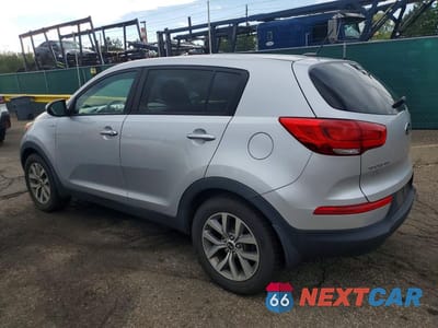 Drugie zdjęcie samochodu z przodu: 2016 KIA SPORTAGE LX VIN:KNDPBCAC9G7869104 - miniatura