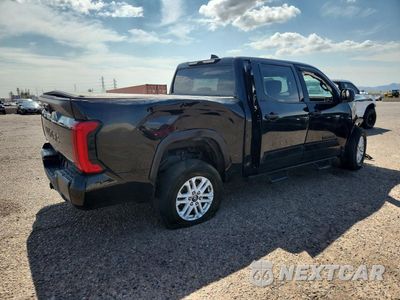 Trzecie zdjęcie samochodu z tyłu: 2025 TOYOTA TUNDRA SR5 VIN:5TFLA5DB1SX291203 - miniatura