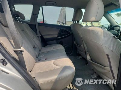 Zdjęcie 11 z 13 samochodu: 2011 TOYOTA RAV4 BASE VIN:2T3BF4DV7BW092050 - miniatura