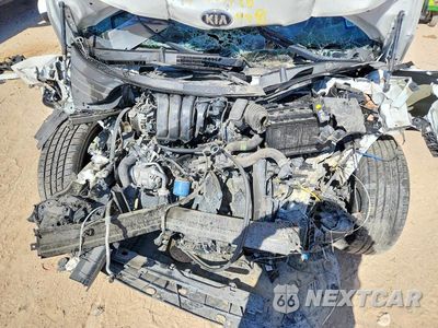 Zdjęcie 11 z 13 samochodu: 2021 KIA SOUL EX VIN:KNDJ33AU3M7144797 - miniatura