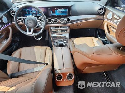 Zdjęcie 8 z 12 samochodu: 2019 MERCEDES-BENZ E 450 4MATIC VIN:WDDZF6JB6KA491329 - miniatura