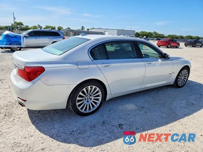 Trzecie zdjęcie samochodu z tyłu: 2012 BMW 750 LI VIN:WBAKB8C58CC964497 - miniatura