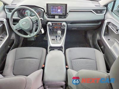 Zdjęcie 8 z 12 samochodu: 2021 TOYOTA RAV4 LE VIN:2T3H1RFV6MC105510 - miniatura