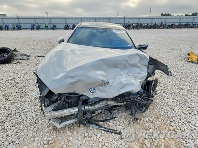 Piąte zdjęcie samochodu w środku: 2023 BMW 840XI VIN:WBAGV4C06PCK78703 - miniatura
