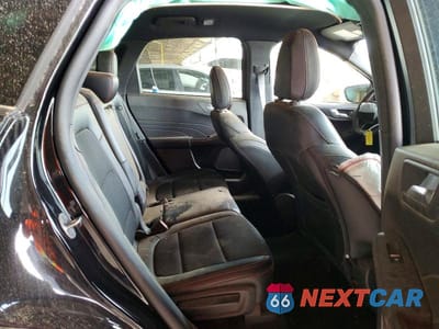 Zdjęcie 10 z 12 samochodu: 2025 FORD ESCAPE ST LINE VIN:1FMCU9MN2SUA99505 - miniatura