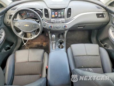 Zdjęcie 8 z 12 samochodu: 2018 CHEVROLET IMPALA LT VIN:2G1105SA5J9175996 - miniatura