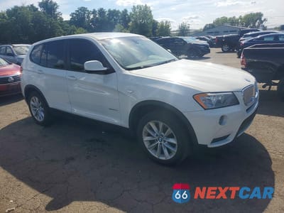 Czwarte zdjęcie samochodu z boku: 2013 BMW X3 XDRIVE28I VIN:5UXWX9C59D0D02878 - miniatura
