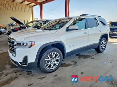 2023 GMC ACADIA SLT 1GKKNML4XPZ124514 - główne zdjęcie licytacji z USA - miniatura