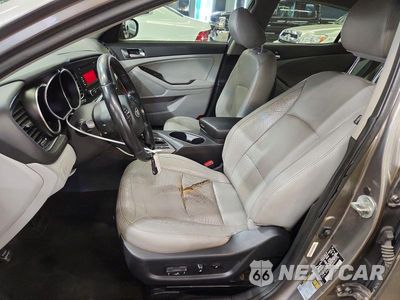 Zdjęcie 7 z 12 samochodu: 2014 KIA OPTIMA EX VIN:5XXGN4A76EG325776 - miniatura