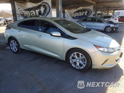 Czwarte zdjęcie samochodu z boku: 2017 CHEVROLET VOLT PREMIER VIN:1G1RD6S54HU109016 - miniatura