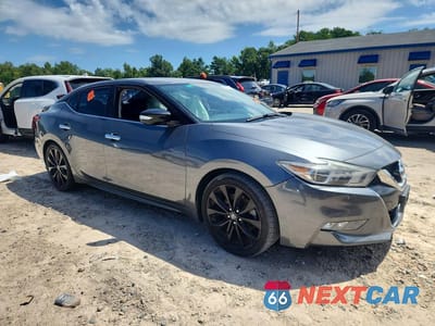 Czwarte zdjęcie samochodu z boku: 2017 NISSAN MAXIMA 3.5 SR VIN:1N4AA6AP9HC438287 - miniatura